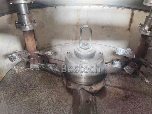 Rotor sand mixer is an industrial machine designed to blend sand, binders, and other additives into a uniform mixture, primarily used in the foundry industry for making molds and cores in casting processes. Its main purpose is to ensure that the sand and binding materials are evenly mixed to achieve the desired properties for mold-making.