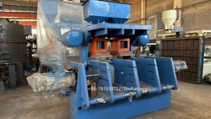 sand core shooter machine is a vital tool in the foundry industry, enabling the production of high-quality, precise cores for complex castings.