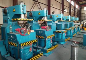 A Jolt Squeeze Sand Molding Machine is a type of foundry equipment used to create sand molds for metal casting. It shapes and compacts green sand (a mixture of sand, clay, and water) around a pattern using two main actions: jolting and squeezing.