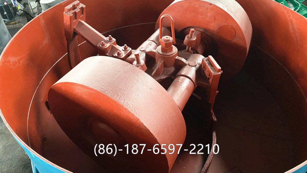 roller sand mixing machine is a mechanical sand mixer that uses one or more heavy rollers rotating inside a circular mixing pan. Through rolling, squeezing, and shearing actions, the machine ensures thorough mixing and effective coating of sand grains with binders such as clay, water, or resin.