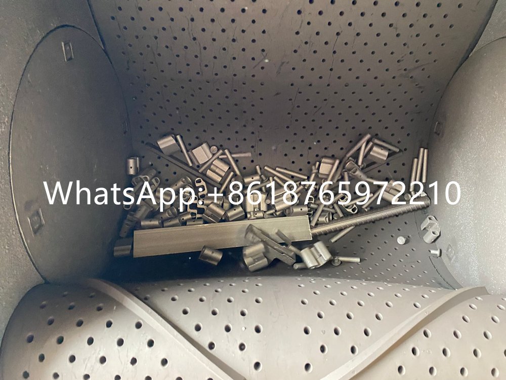 Tumble Belt (Apron Type) Shot Blasting Machines are the ultimate solution for the high-efficiency batch cleaning of small to medium-sized castings, forgings, and heat-treated parts.